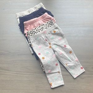 5 pair of leggings all 0-3 Months